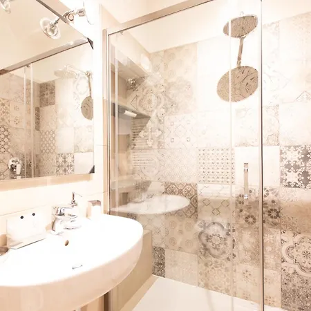 Ihost Luxury - Savona 112 Lejlighed *