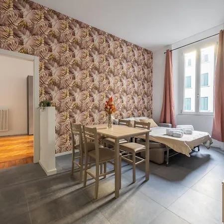 We - Premuda Boutique, *