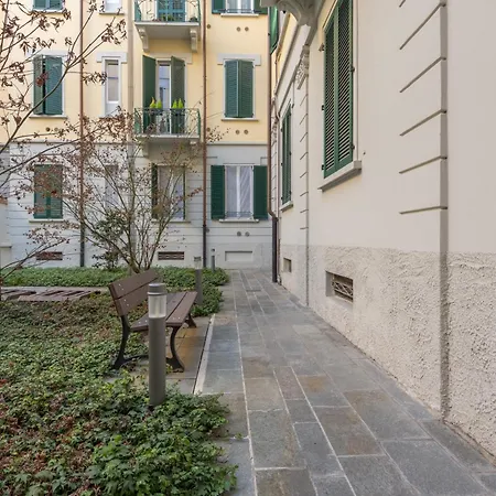 Apartment We - Premuda Boutique, Milan