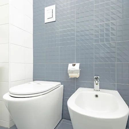 Xenia - Cozy Luminous Flat Near Navigli Milán