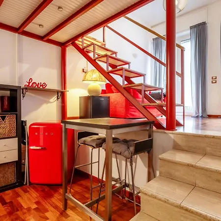 One Bedroom With Terrace Near Duomo Апартаменты *