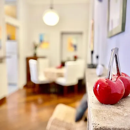 Conca Mary In The Heart Of * Milánó