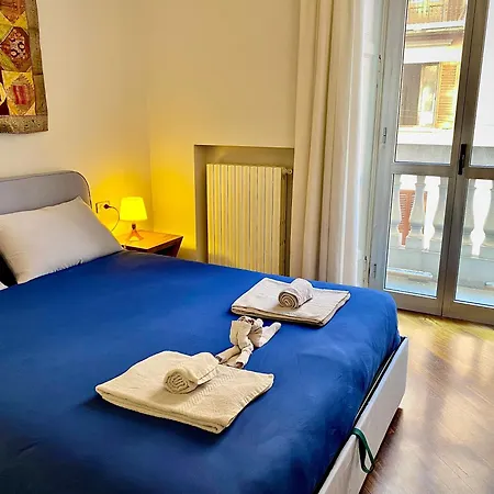 Conca Mary In The Heart Of Milánó