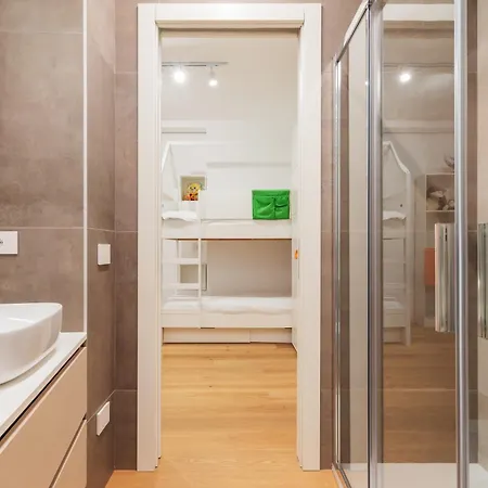 Splendido Trilocale A Milano: Comfort E Stile