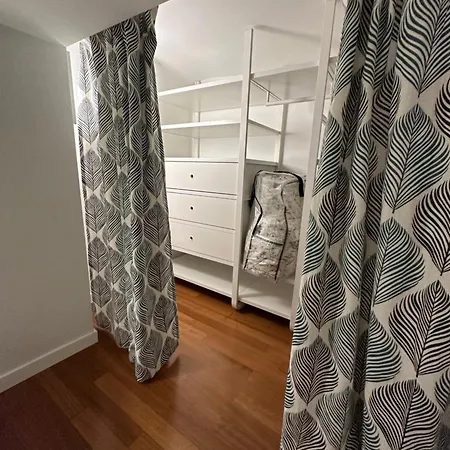 Appartement Flowers, A Cozy In Milan