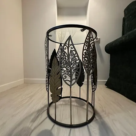 Flowers, A Cozy In *