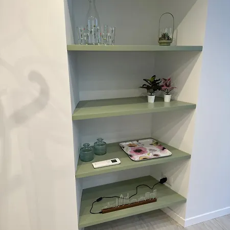 Flowers, A Cozy In Appartement