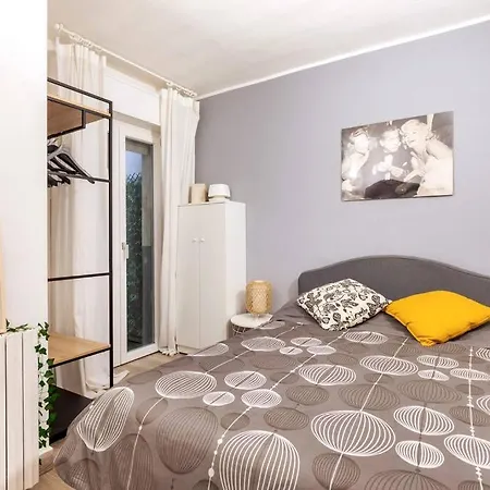 Moscova Moderno E Bilocale Per Coppie * Milão