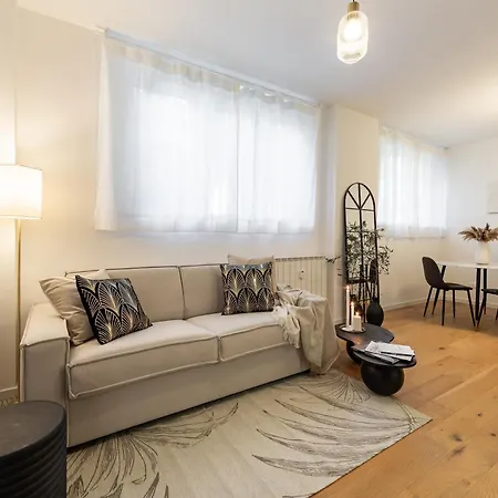 45royal Stylish House Center Апартаменты Милан