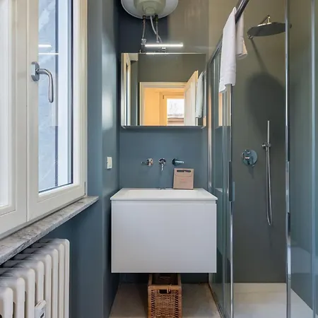 Διαμέρισμα Serra 2br With Terrace By Halldis Μιλάνο