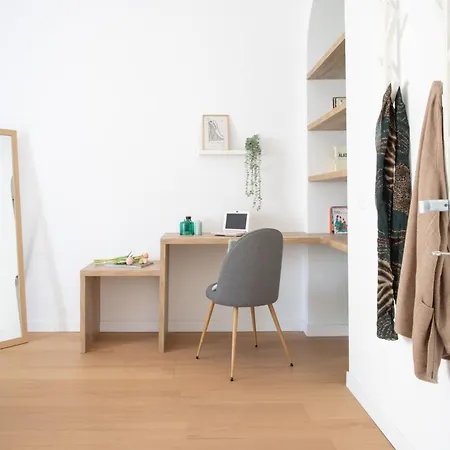 The Rent - Two-bedroom In Navigli Area