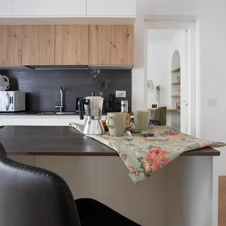 Apartment The Rent - Two-bedroom In Navigli Area *