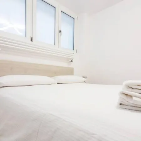 Ihost Cozy Flat - Val Strona 1