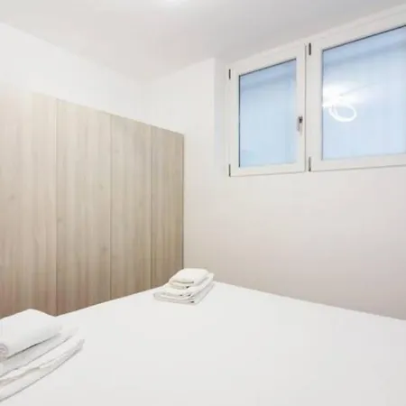 Ihost Cozy Flat - Val Strona 1 דירה *