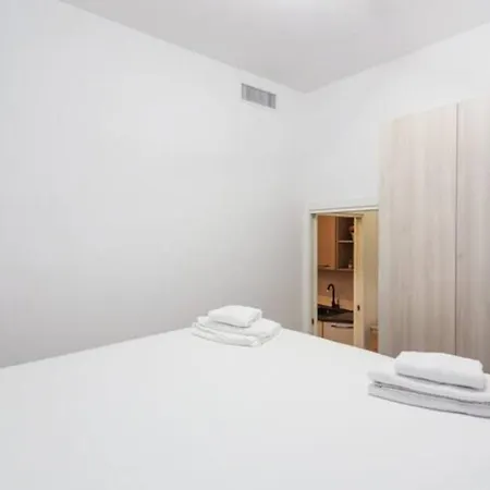 Ihost Cozy Flat - Val Strona 1 * מילאנו