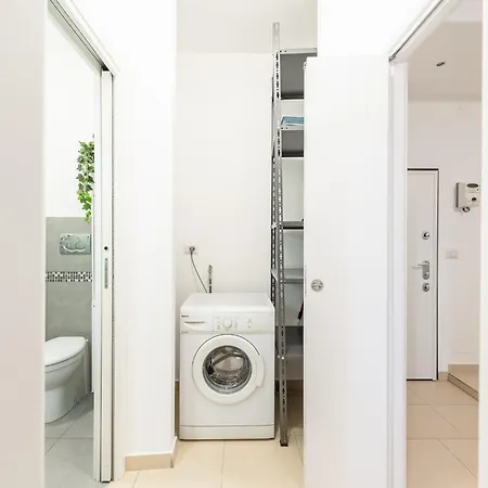 The Base - Comfort A * Milão