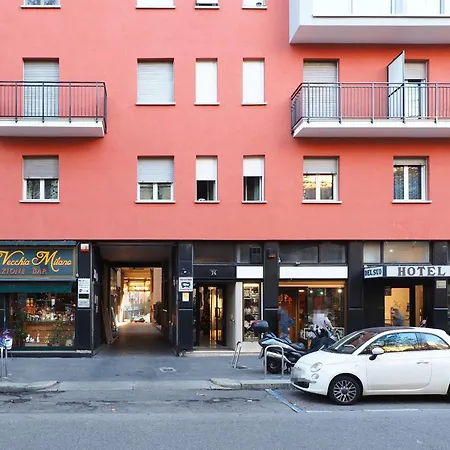 Mila Lux Lodi Milan