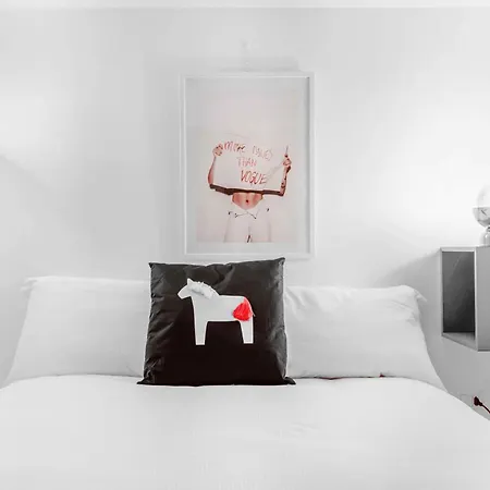 Vals6 - Glam In The Center Of - * Milán