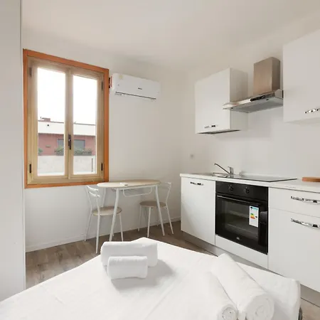 Apartman Guesthost - Mm Maciachini Cozy Milánó