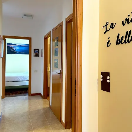 Apartment Splendido Quadrilocale Vicino Metro Istria Mailand