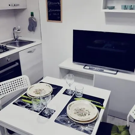 La Ringhiera Di Gorla Metropolitana 1 Apartamento *