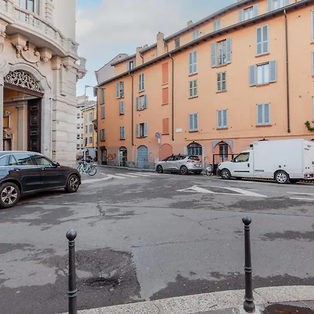 Sant Ambrogio Lovely Flat *