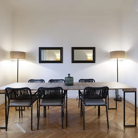 Adelaide Elegant Apartamento Milão