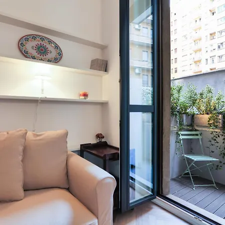 Elegant In Repubblica Brera