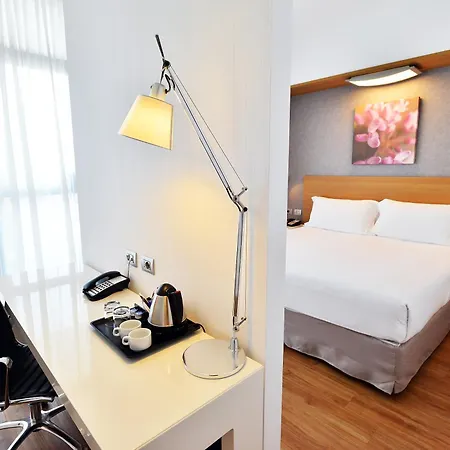 Hilton Garden North 4* Mediolan