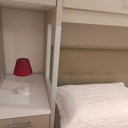 Luminoso Bilocale Zona Tibaldi Bocconi