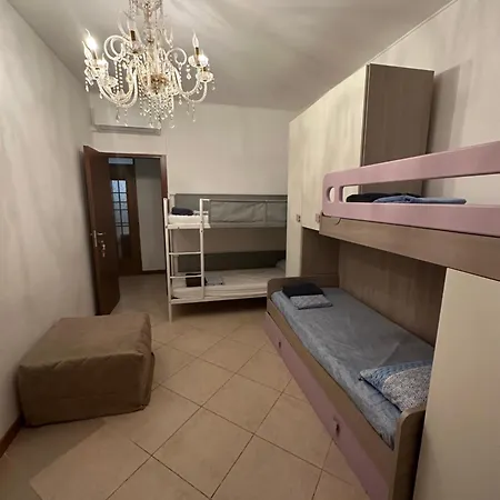 Gigli, Con Cucina In Comune E Terrazza