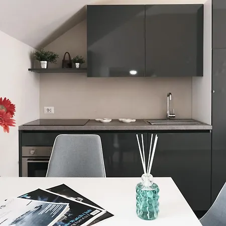 Comecasa Attic 5 Min Walk From Duomo ミラノ