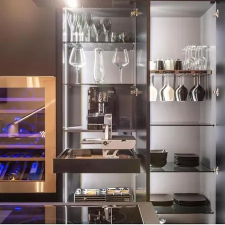 Lejlighed N18 Luxury Boutique With A Private Pool & Spa Milano