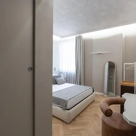 Duomo Collection 4* Milan