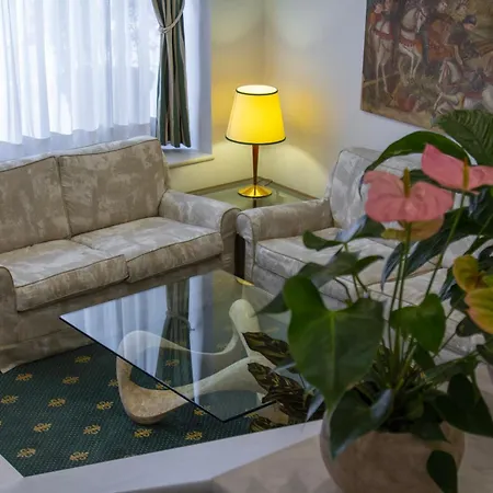 Flora 3* Μιλάνο