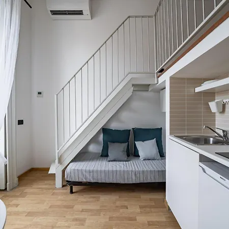 Guesthost - Magenta Long Let Apts * Milan