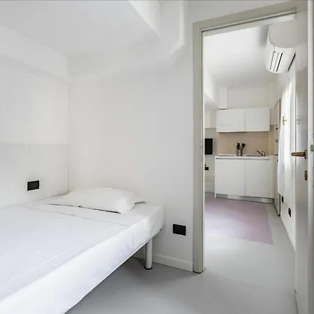 Apartment Guesthost - Magenta Long Let Apts