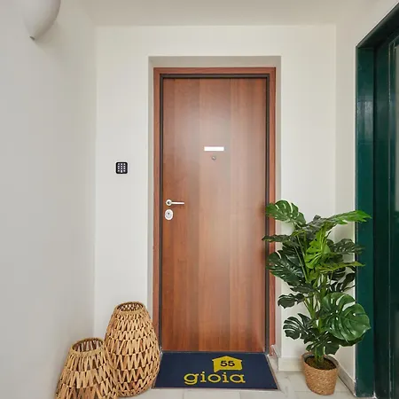 Gioia 55 * Milan