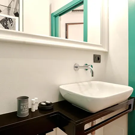 Xenia - Cozy Near Duomo - Porta Romana アパート