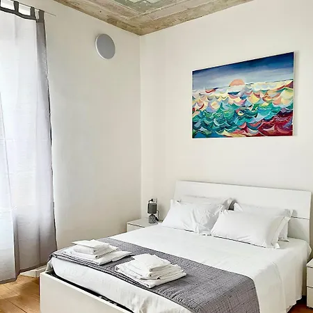Isola - Garibaldi Lovely Apt. With Netflix And Wifi * Milano