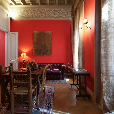 Prestige Boutique - Montenapoleone 4*