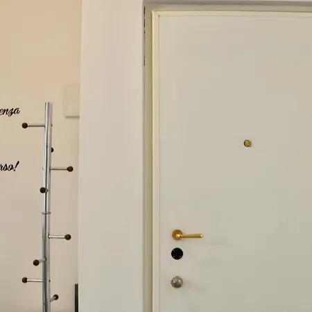 M.aurelio Red Apartment Milan