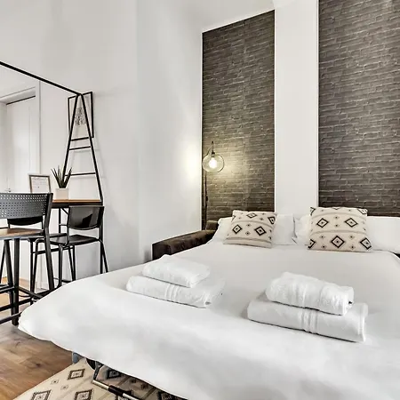 Free Parking New 15 Min To Duomo Apartamento
