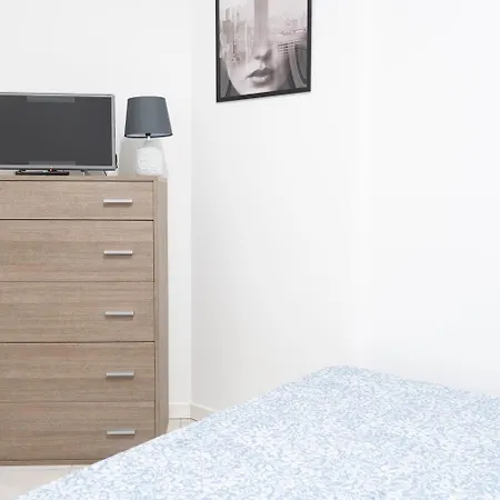 Cos54 • Exclusive With Terrace • * ミラノ