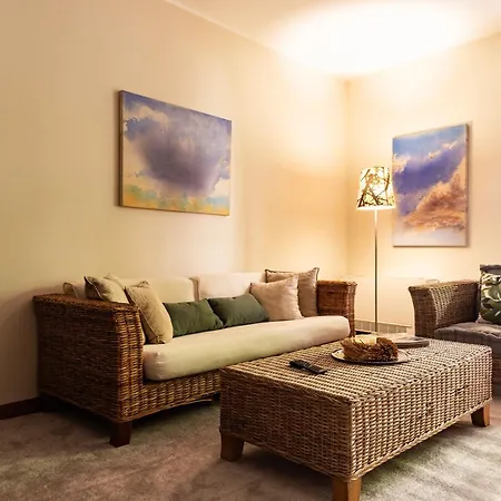 Moscova-brera Elegante Con Giardino Privato * ミラノ