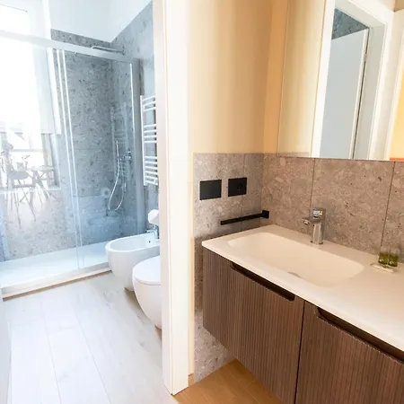 Ihost Luxury-free Parking- Plana 2 * Milano