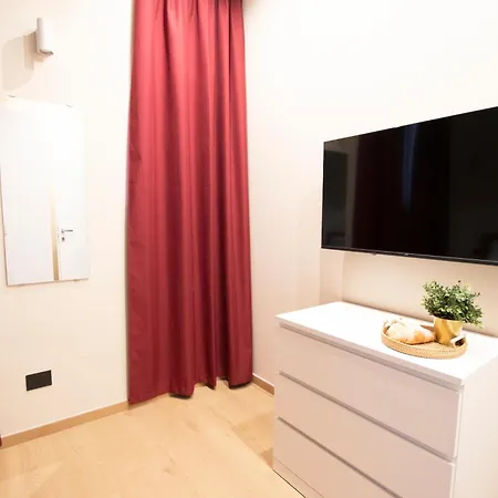 Ihost Luxury-free Parking- Plana 2 Milano