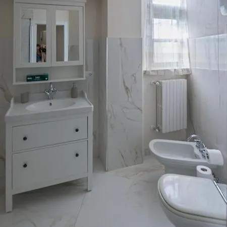 Elegante Quadrilocale D'epoca Cir 015146-lni-04147 Appartement