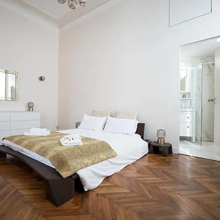 Appartement Elegante Quadrilocale D'epoca Cir 015146-lni-04147