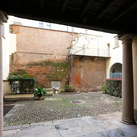 Guesthost - Cordusio Enchanting Apartman